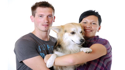 man-wonen-hug-our-dog
